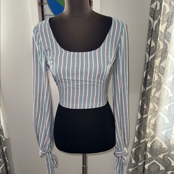 Fanco Open Back Long Sleeve Wrap Top - Picture 1 of 8